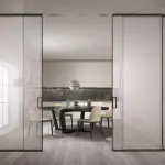Le porte interne in vetro: una soluzione elegante e resistente